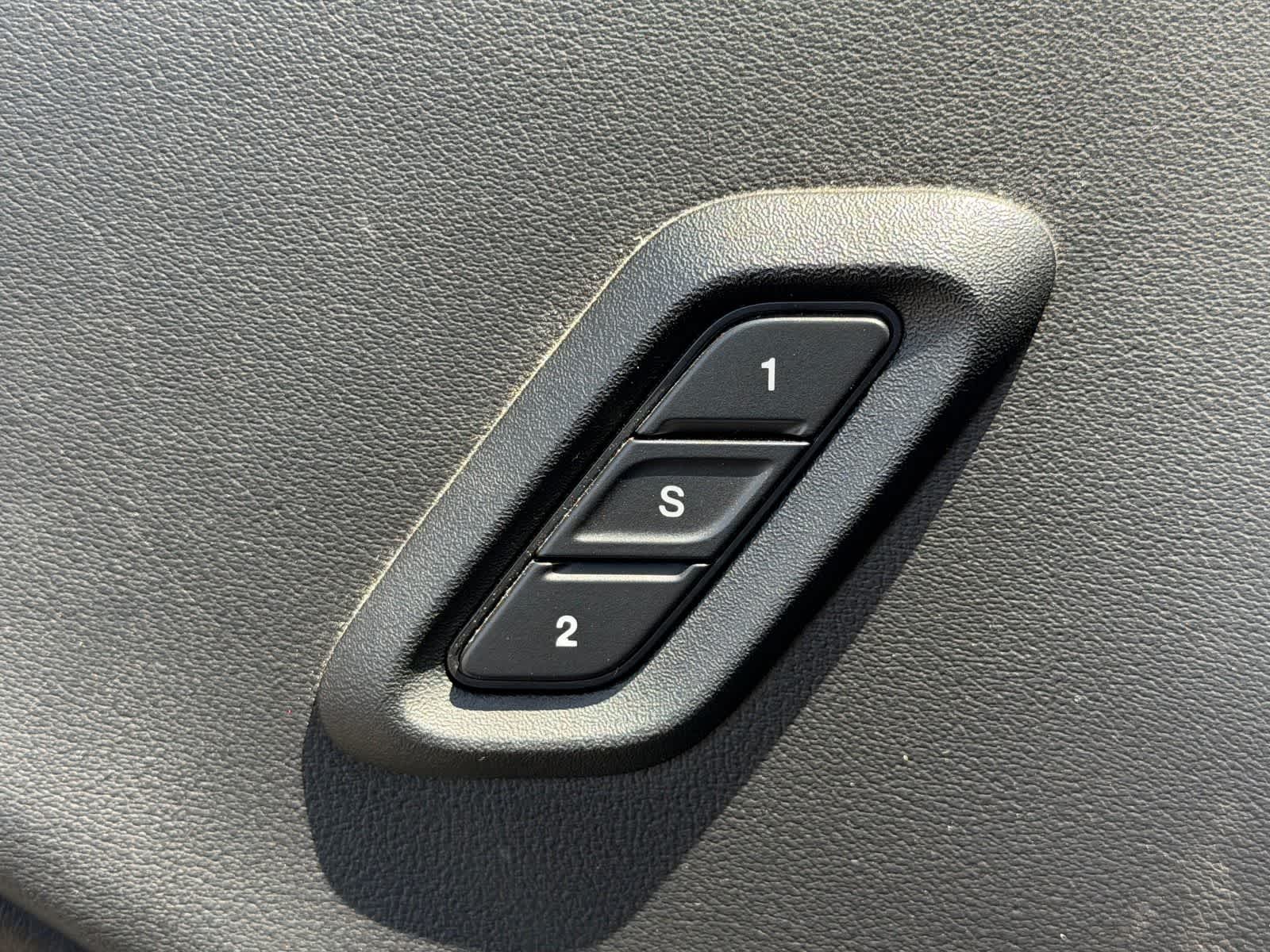 Thumbnail: 2021 Dodge Challenger - 6