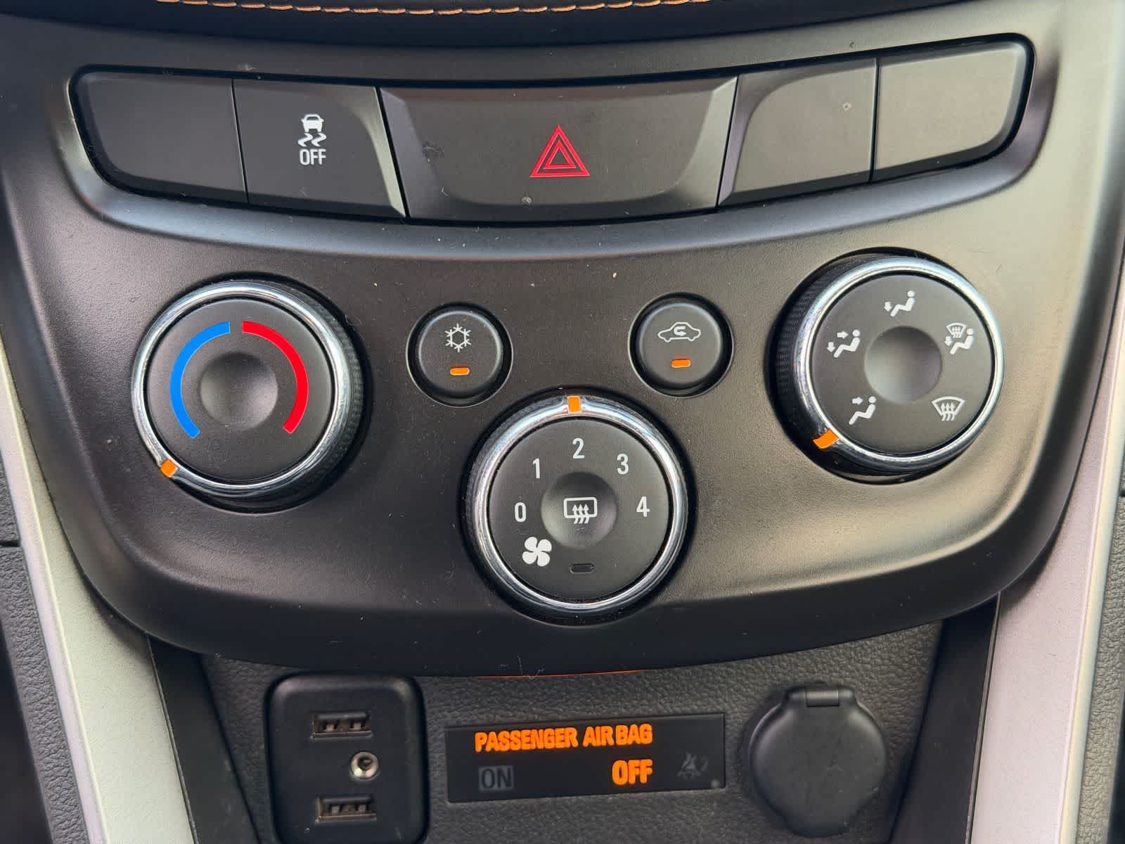 Thumbnail: 2021 Chevrolet Trax - 21