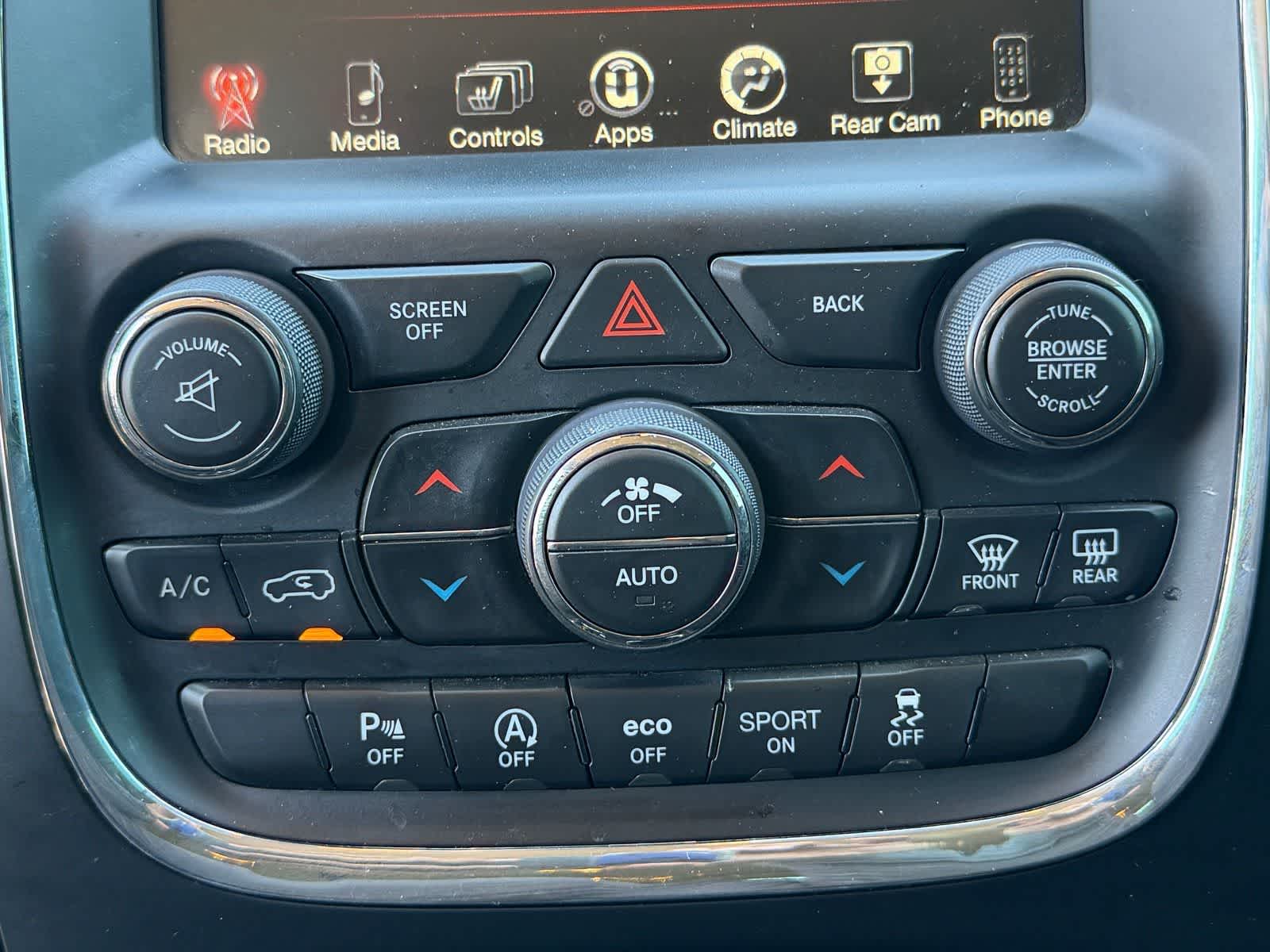 Thumbnail: 2017 Dodge Durango - 26