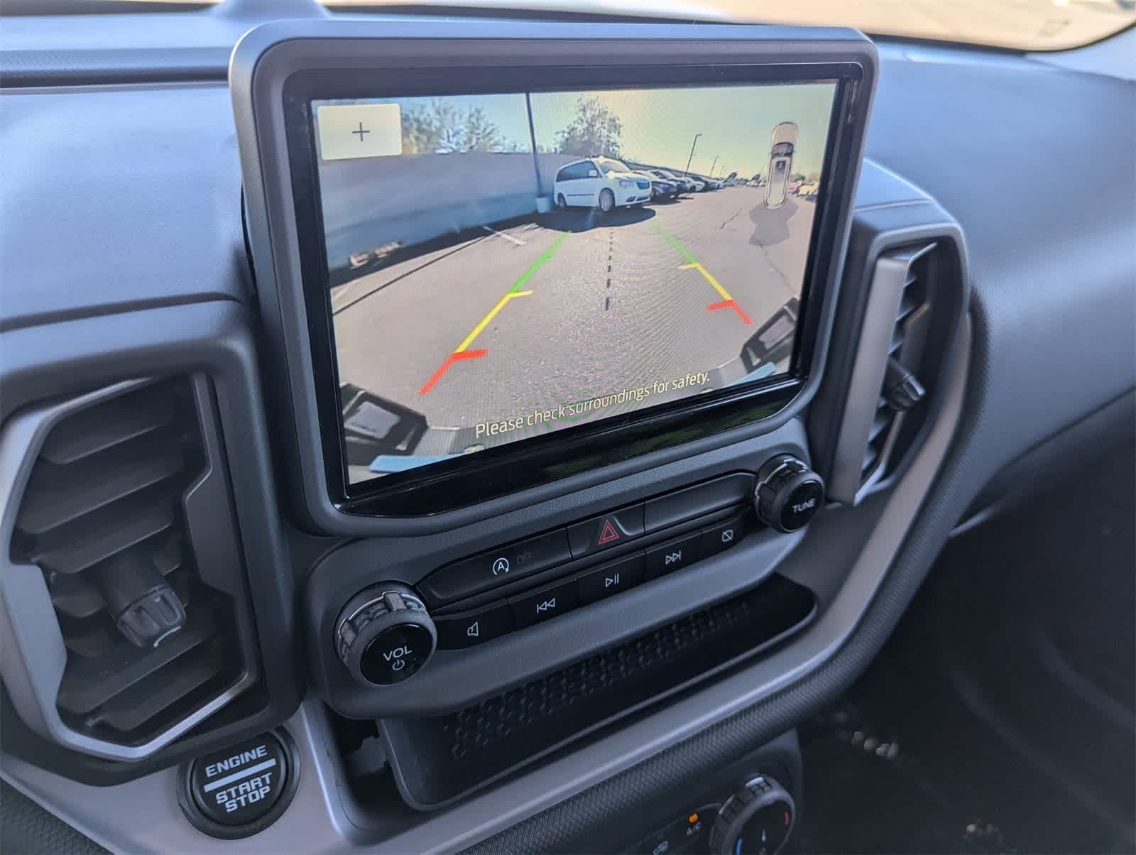 Thumbnail: 2023 Ford Bronco Sport - 27