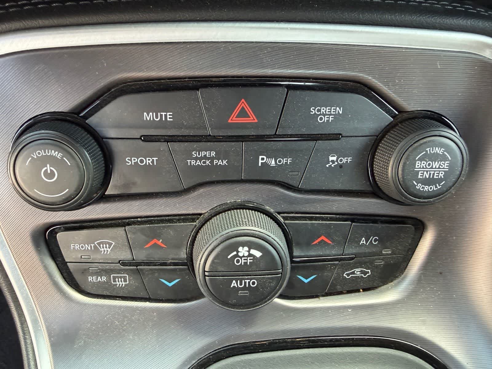 Thumbnail: 2021 Dodge Challenger - 12