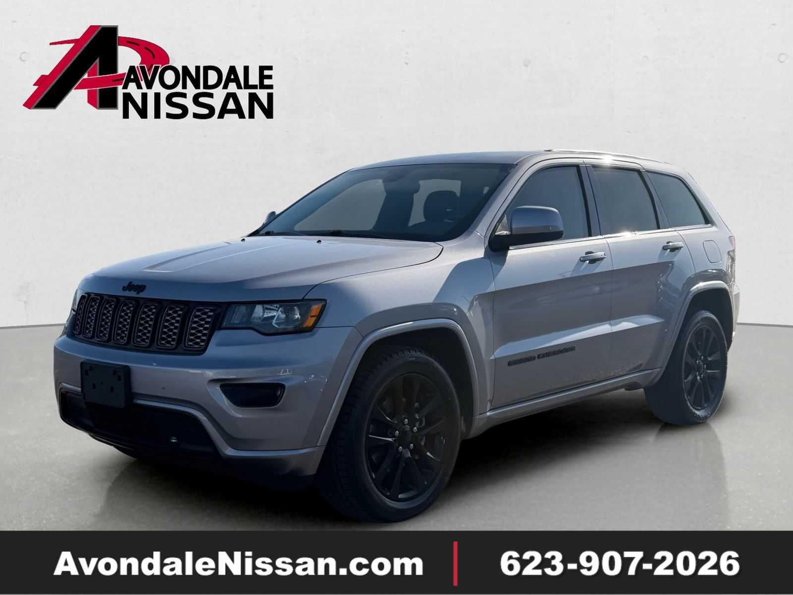 Thumbnail: 2019 Jeep Grand Cherokee - 1