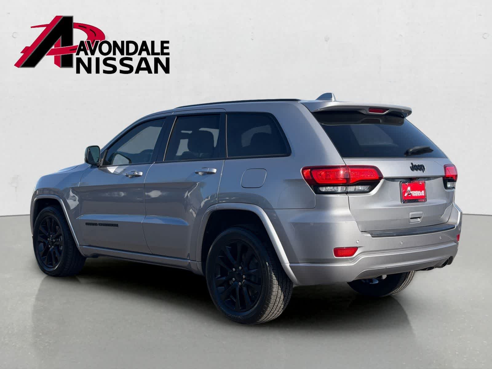 Thumbnail: 2019 Jeep Grand Cherokee - 4