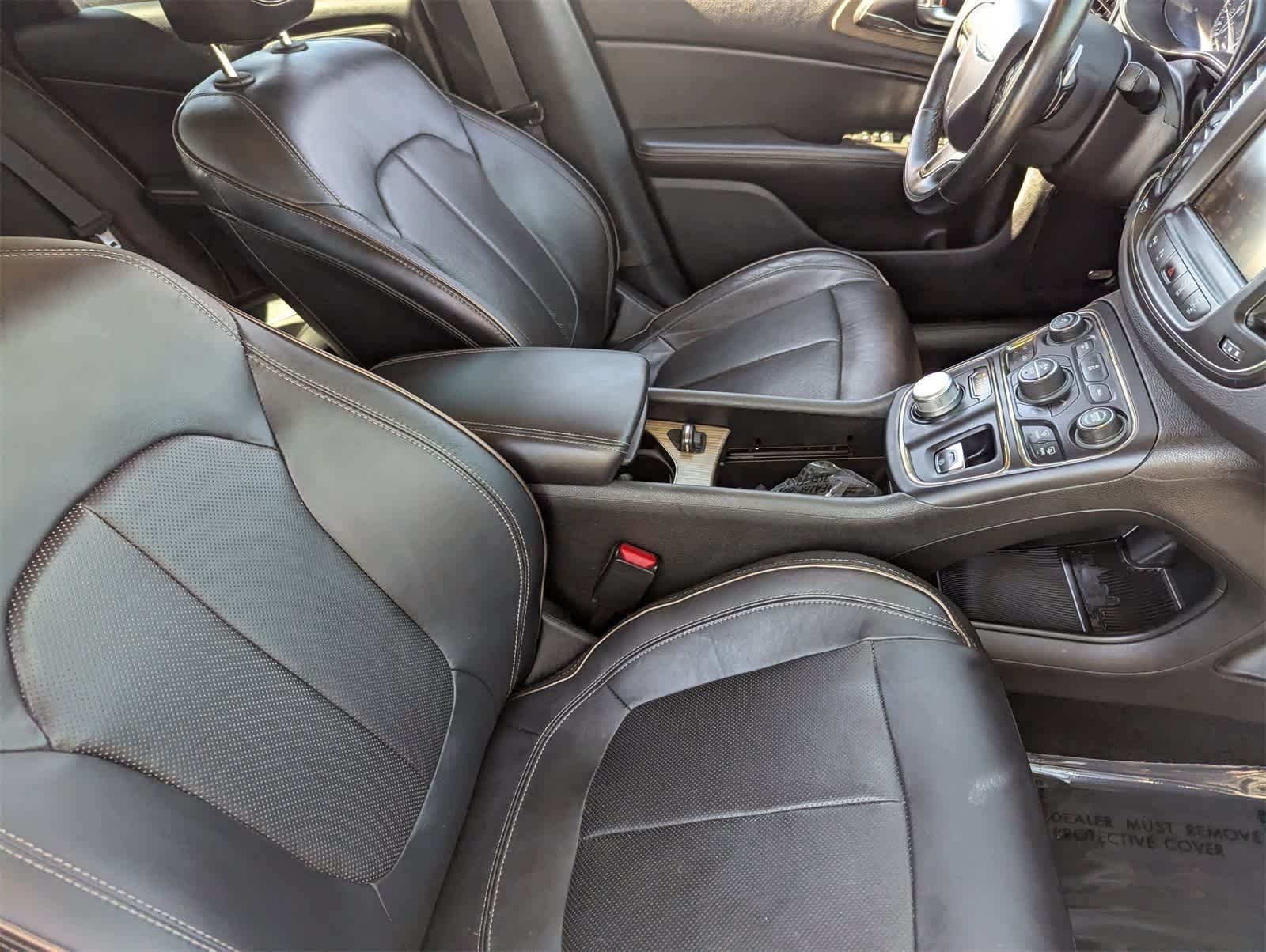 Thumbnail: 2015 Chrysler 200 - 12