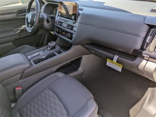 Thumbnail: 2024 Nissan Pathfinder - 13