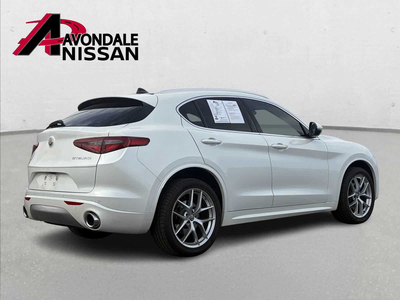 Thumbnail: 2021 Alfa Romeo Stelvio - 7