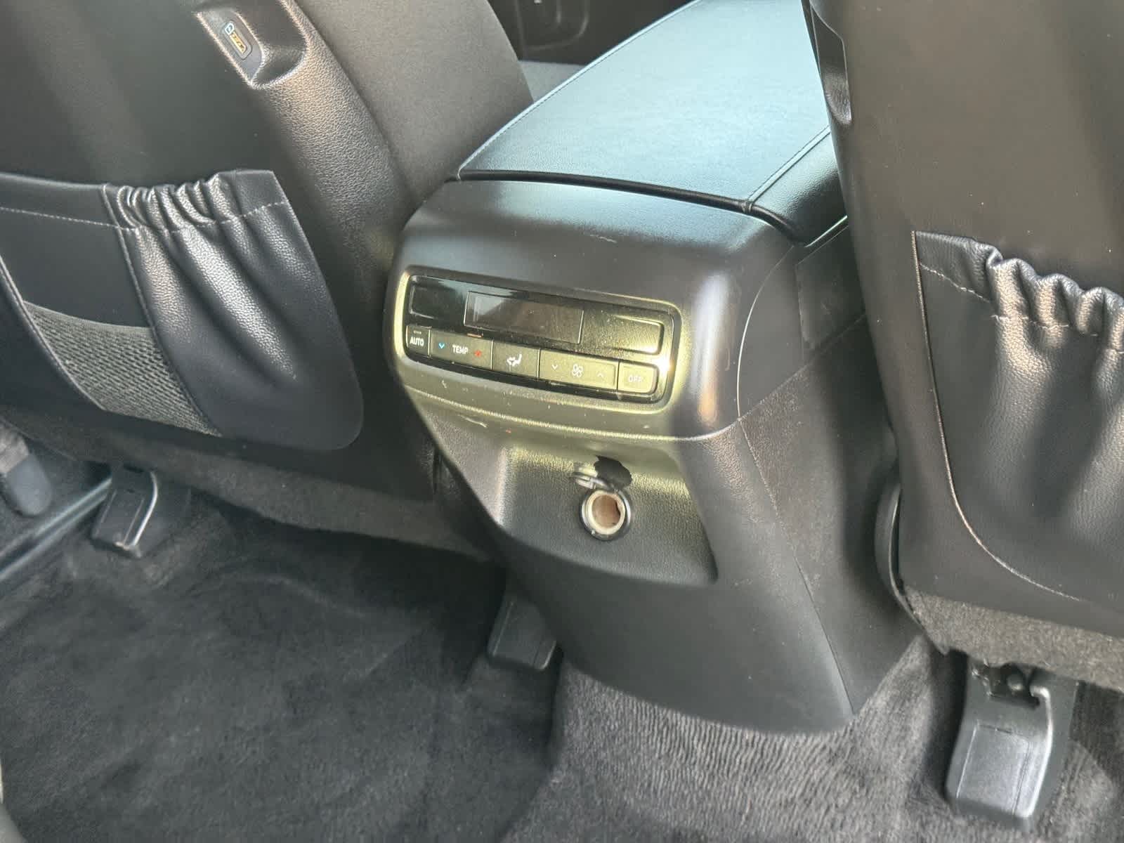 Thumbnail: 2021 Hyundai Palisade - 14