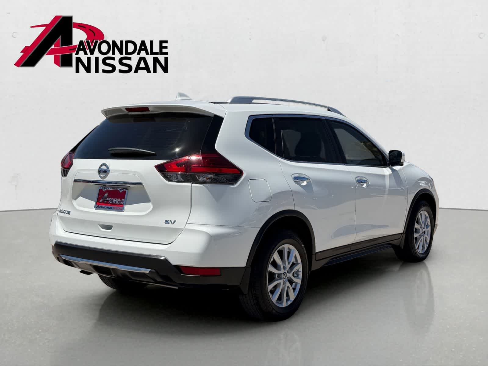 Thumbnail: 2017 Nissan Rogue - 6