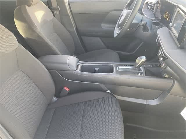 Thumbnail: 2025 Nissan Kicks - 12