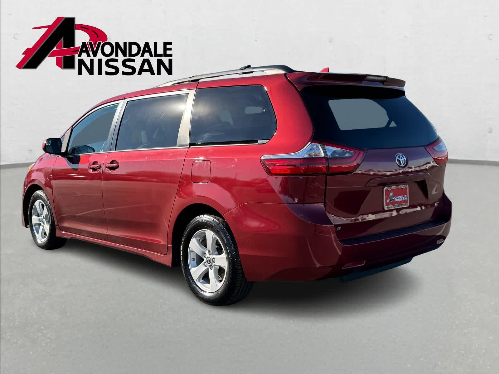 Thumbnail: 2020 Toyota Sienna - 4