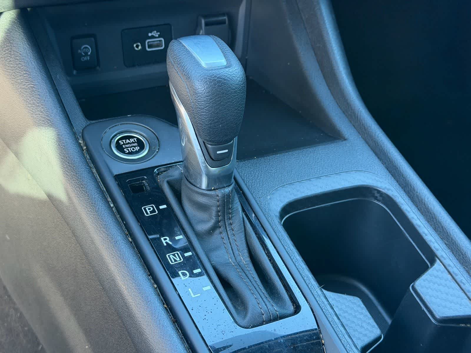 Thumbnail: 2024 Nissan Sentra - 10