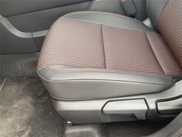 Thumbnail: 2025 Nissan Kicks - 18