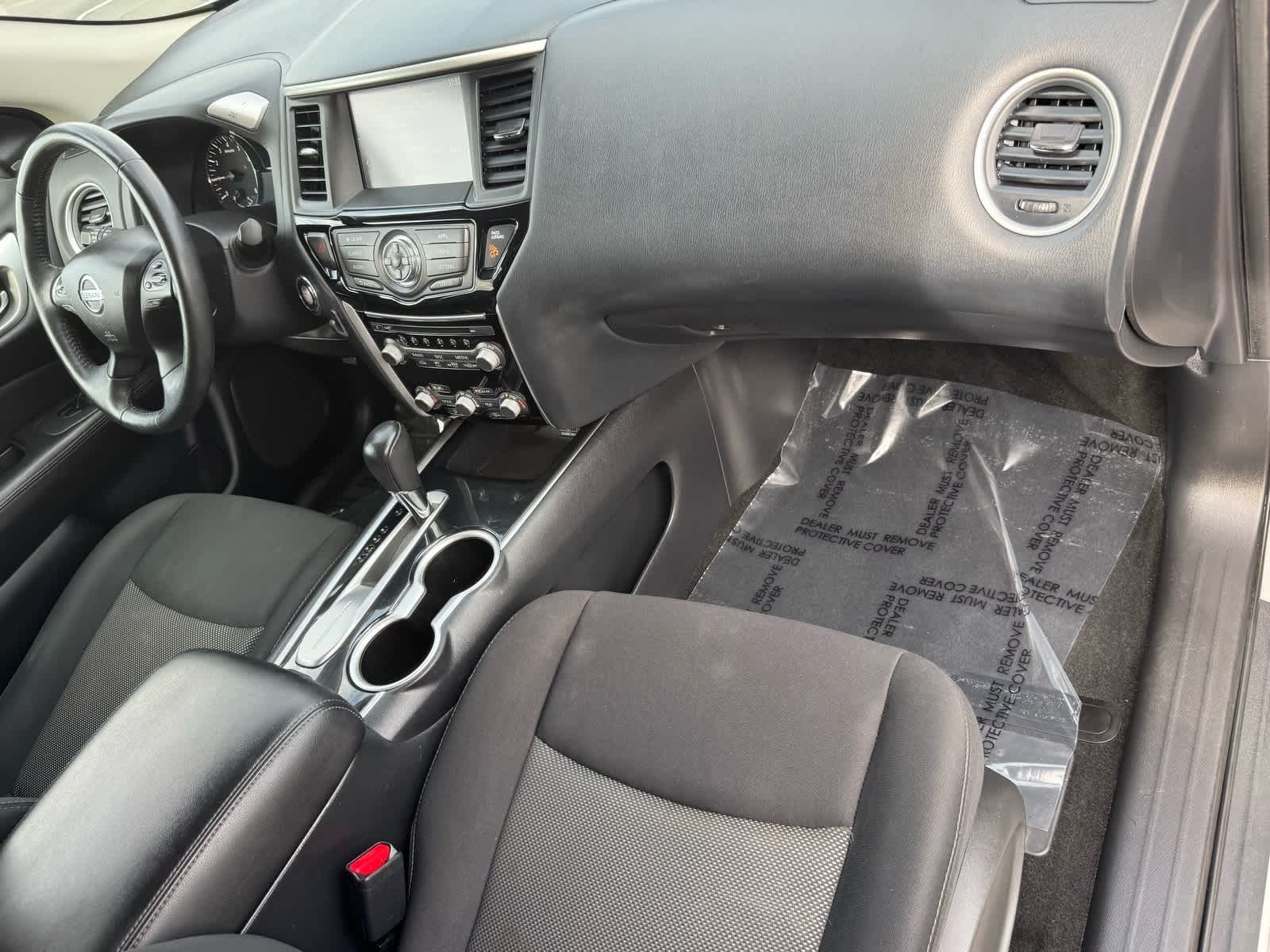 Thumbnail: 2020 Nissan Pathfinder - 11