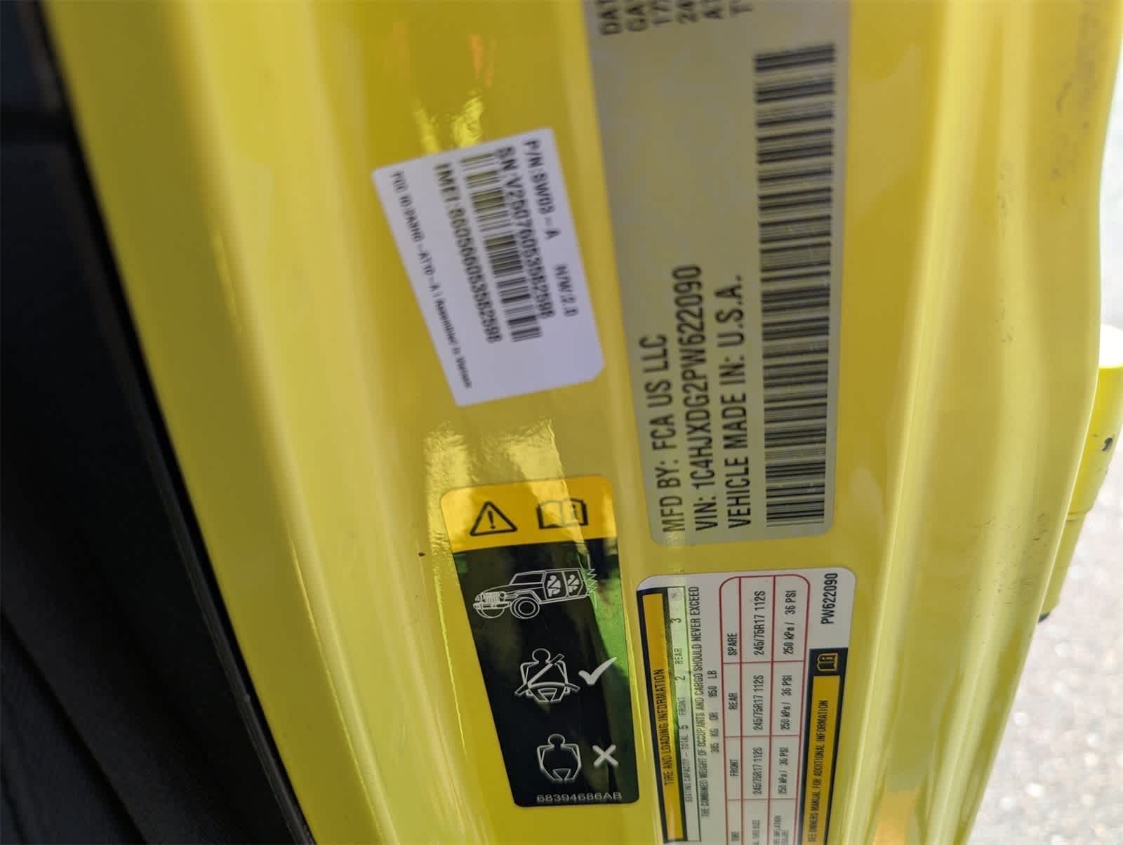 Thumbnail: 2023 Jeep Wrangler - 35