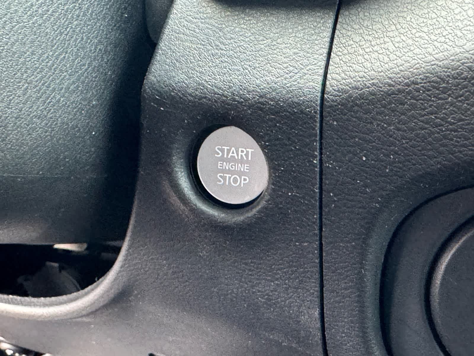 Thumbnail: 2022 Nissan Frontier - 31