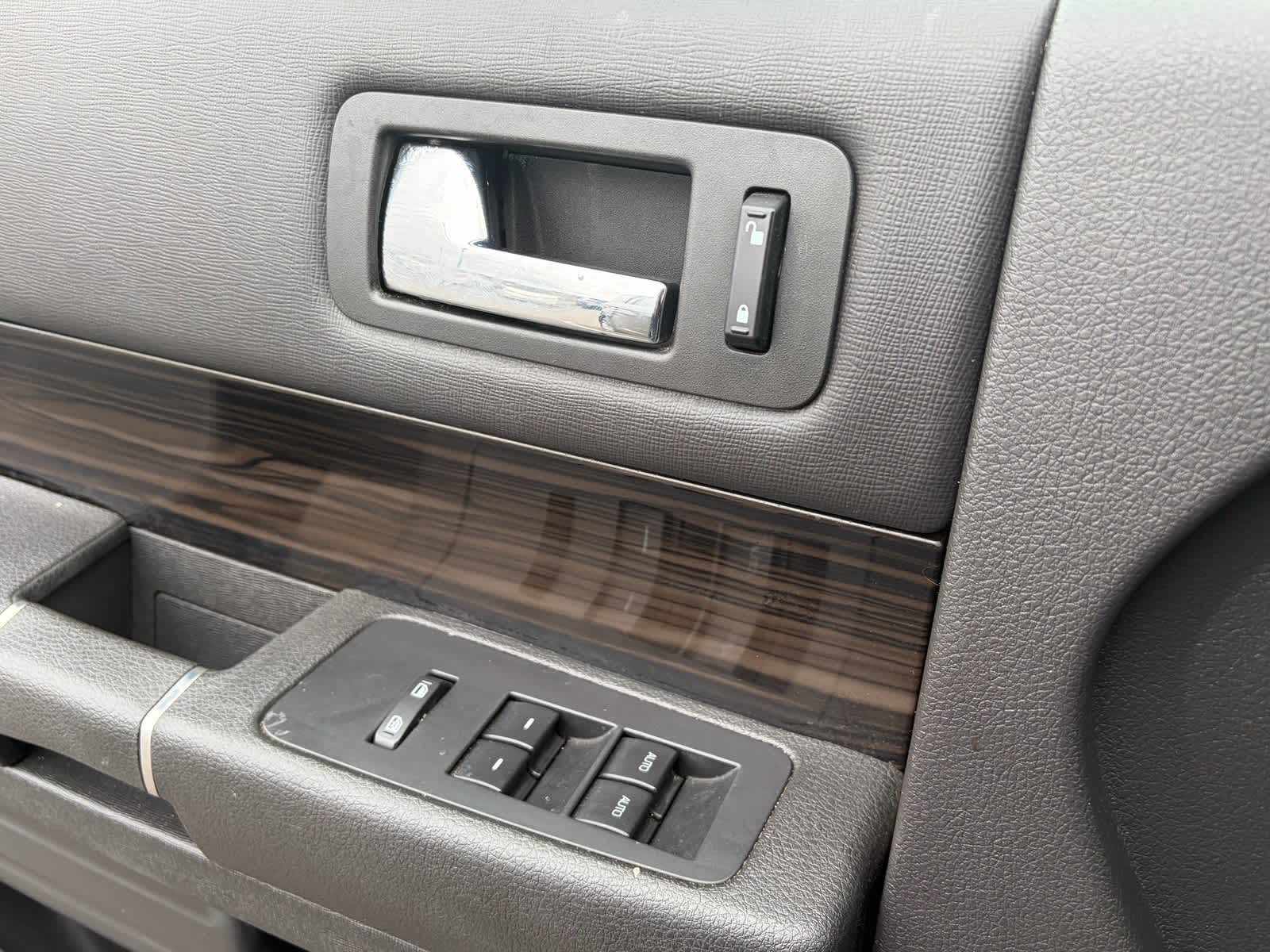 Thumbnail: 2019 Ford Flex - 8