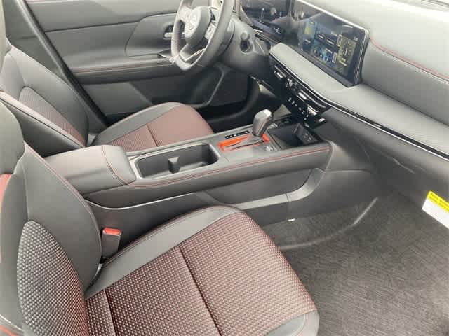 Thumbnail: 2025 Nissan Kicks - 15