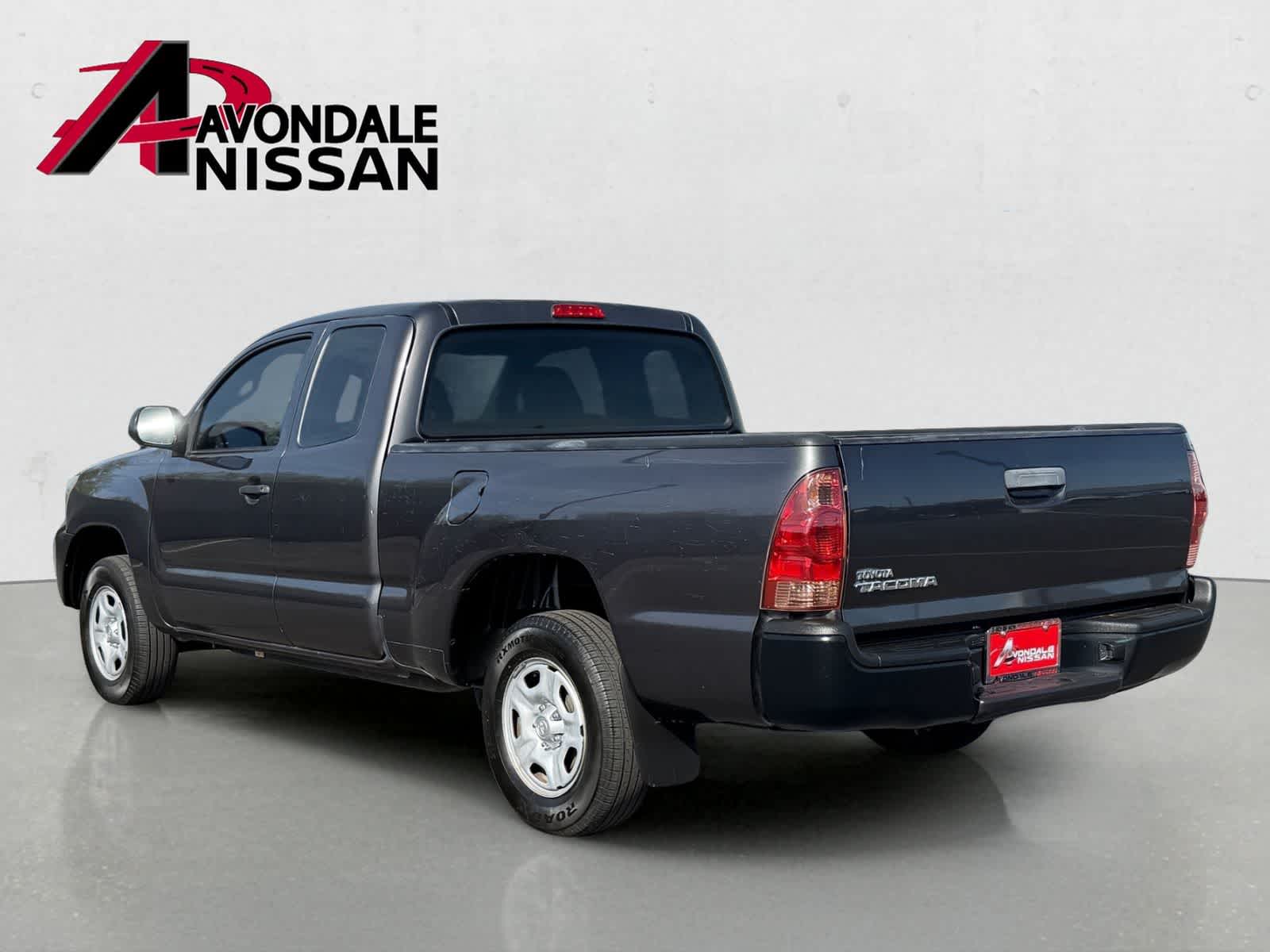 Thumbnail: 2015 Toyota Tacoma - 4