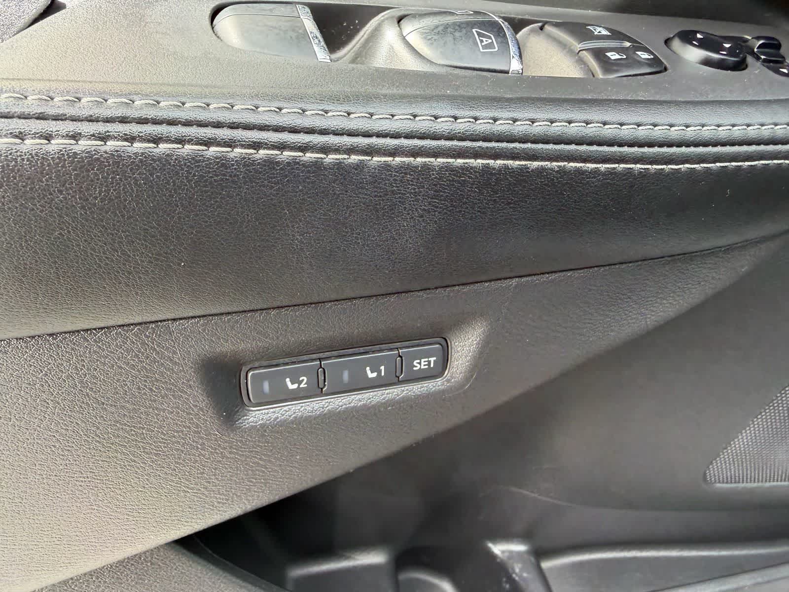 Thumbnail: 2016 Nissan Murano - 25
