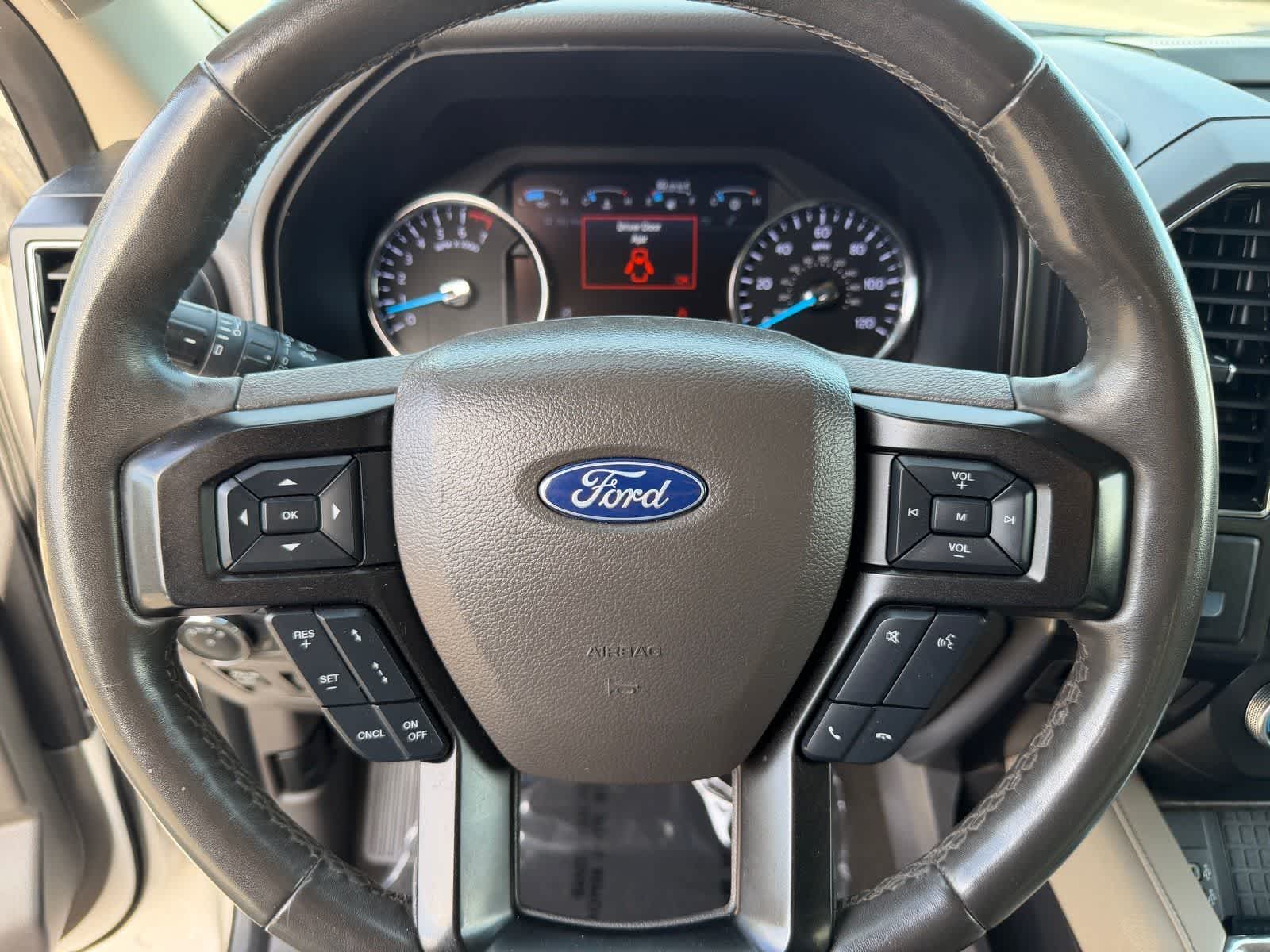 Thumbnail: 2019 Ford Expedition - 15