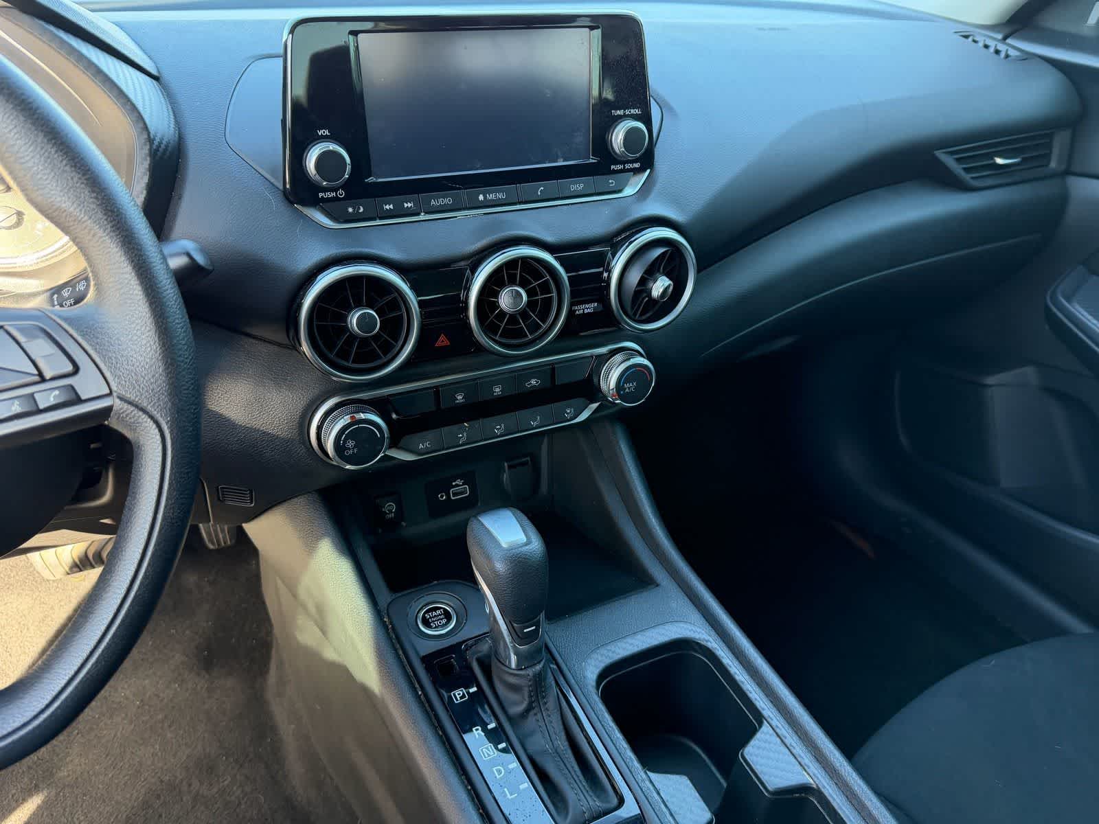 Thumbnail: 2024 Nissan Sentra - 17