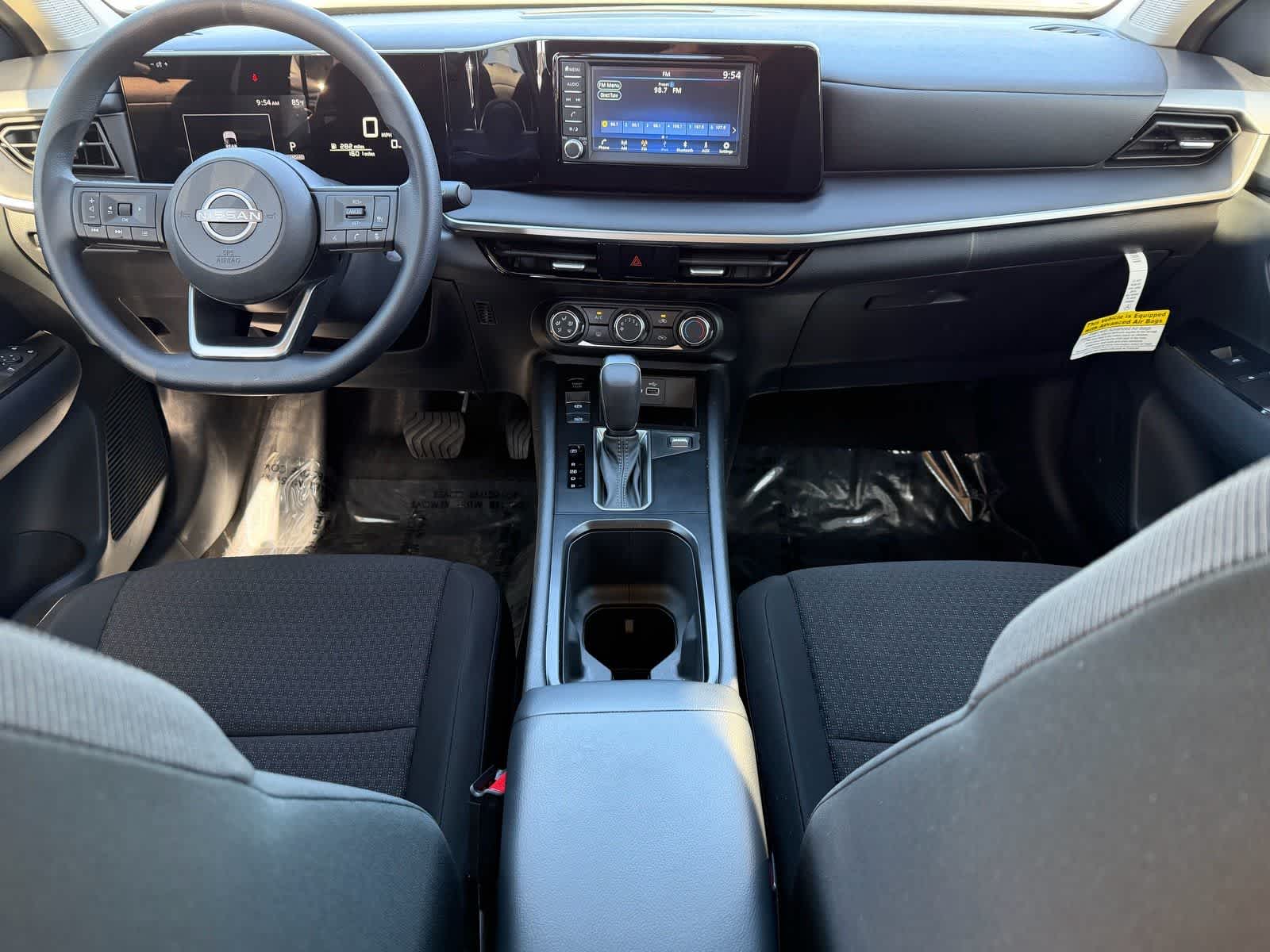 Thumbnail: 2025 Nissan Kicks - 12