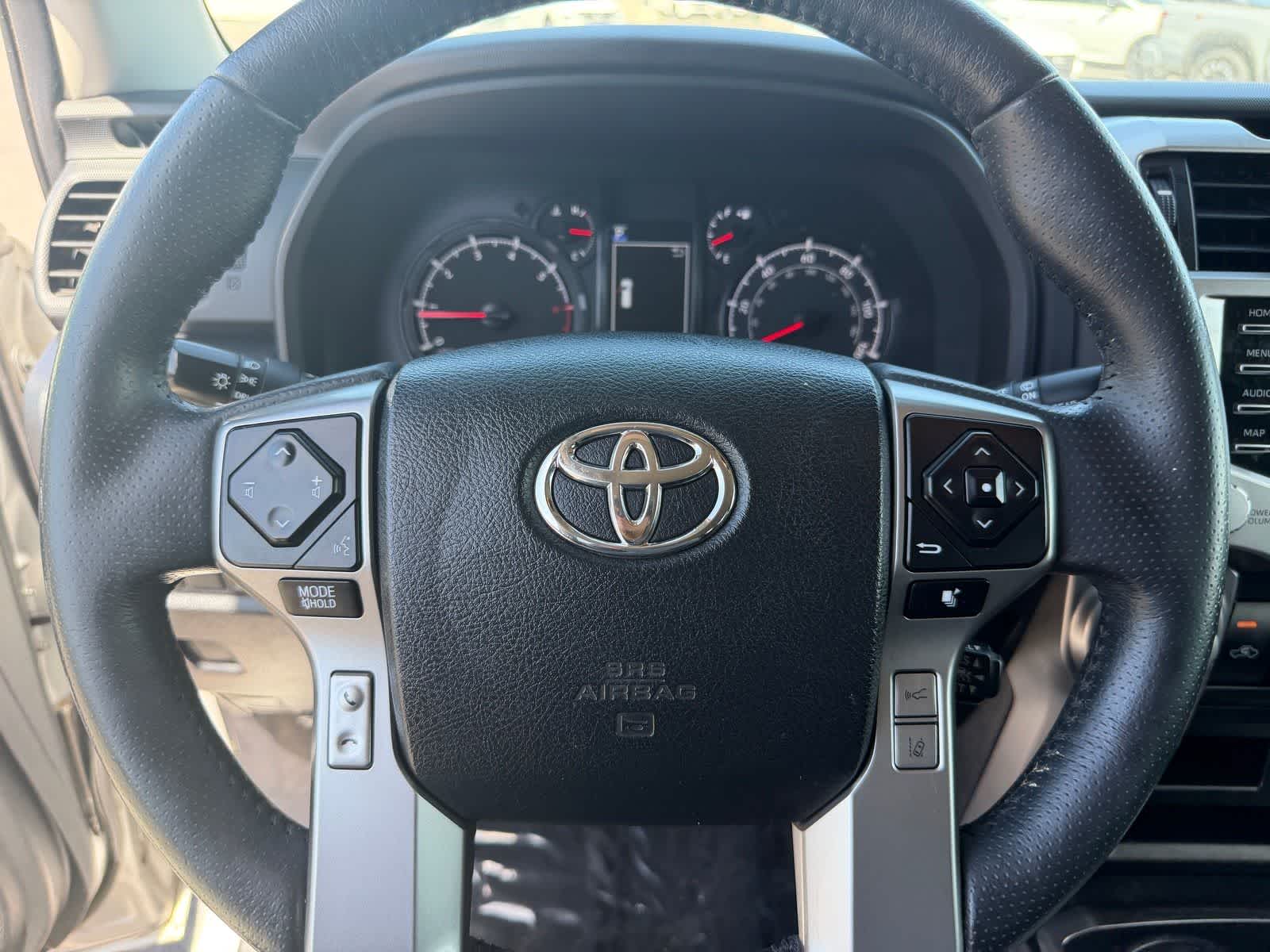 Thumbnail: 2022 Toyota 4Runner - 14