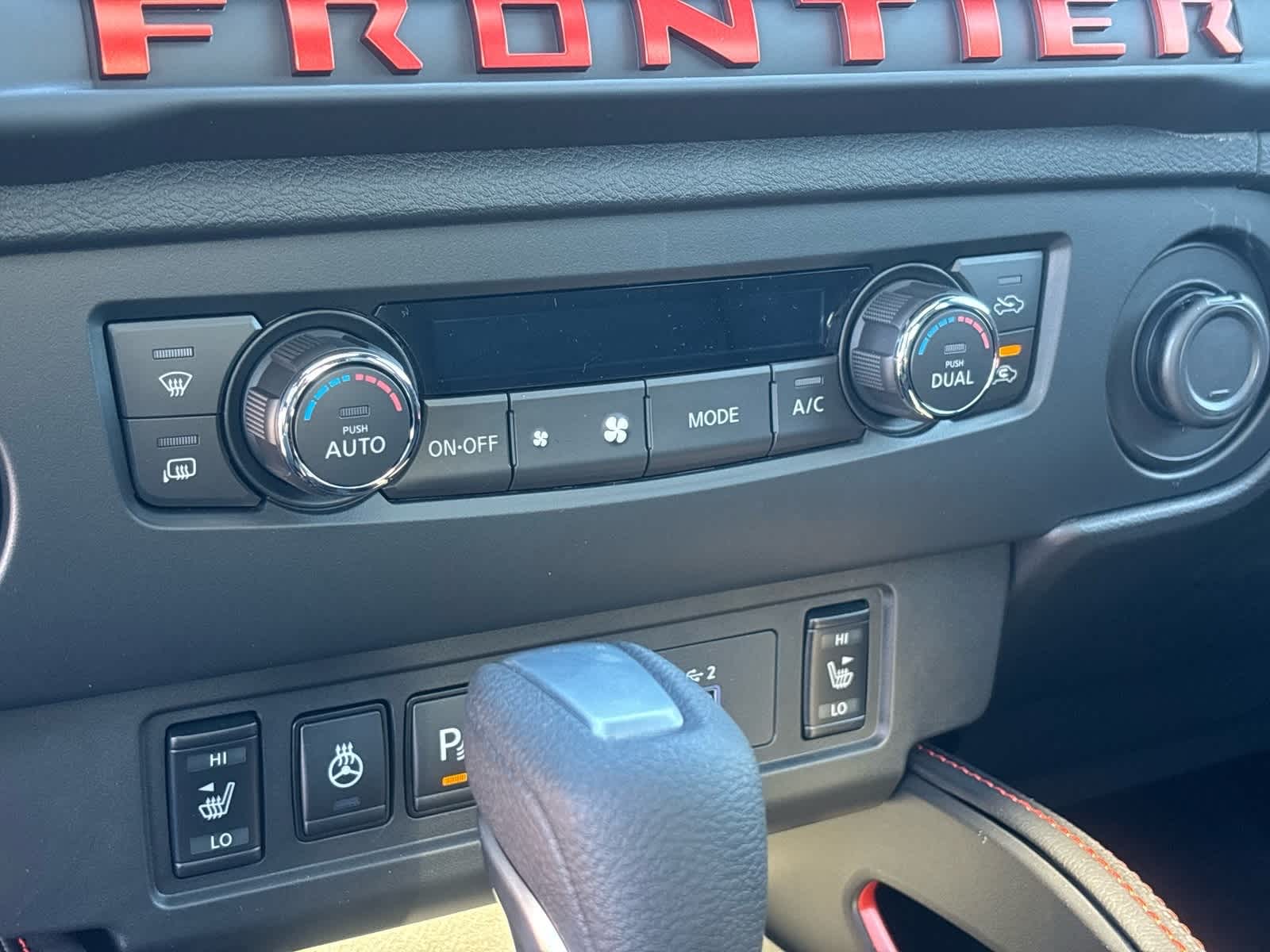 Thumbnail: 2026 Nissan Frontier - 25