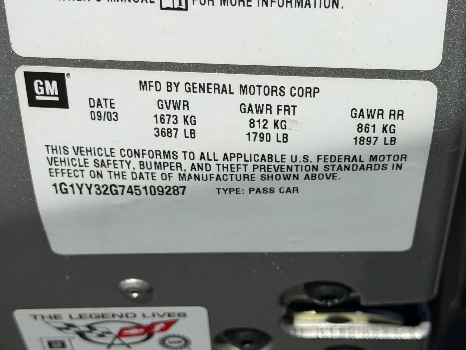 Thumbnail: 2004 Chevrolet Corvette - 19