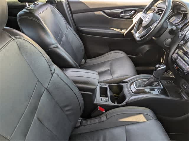 Thumbnail: 2019 Nissan Rogue Sport - 12