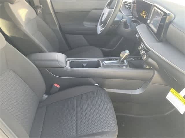 Thumbnail: 2025 Nissan Kicks - 13