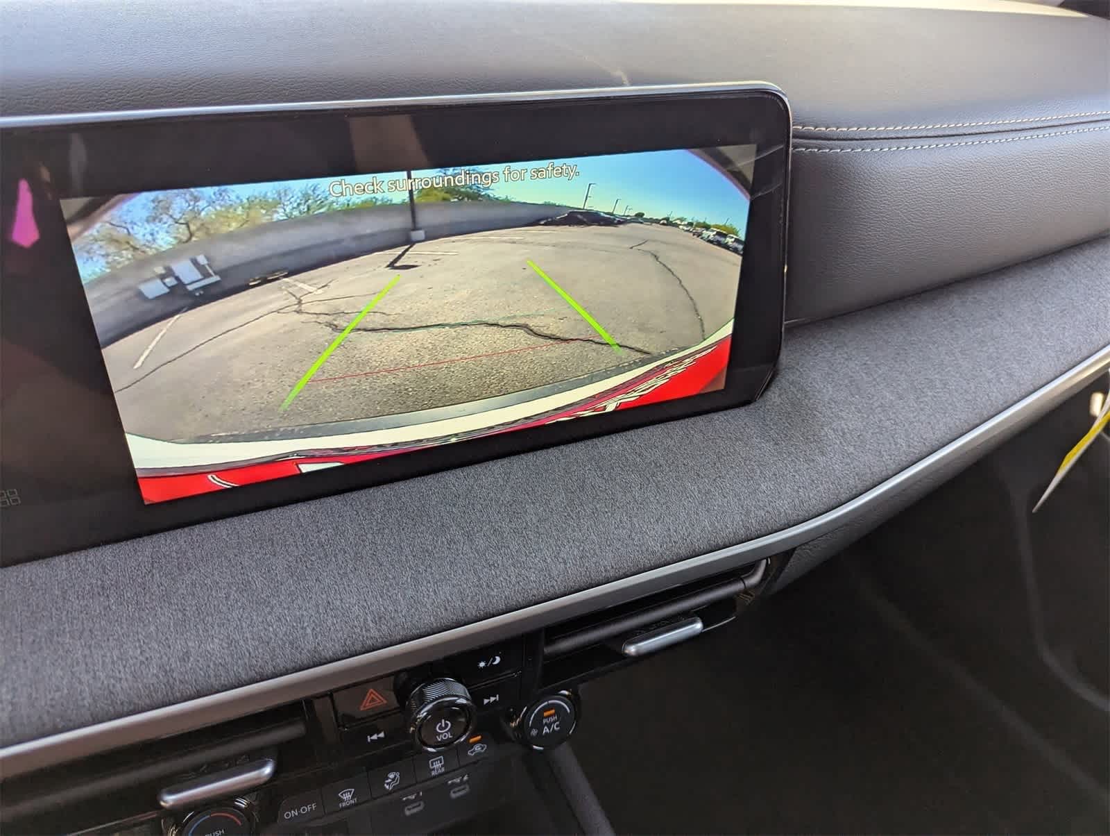 Thumbnail: 2026 Nissan Kicks - 21