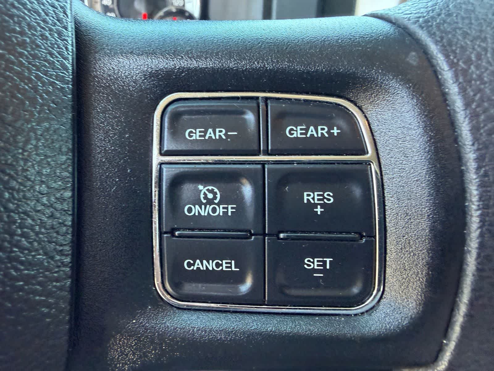 Thumbnail: 2019 RAM 1500 Classic - 21