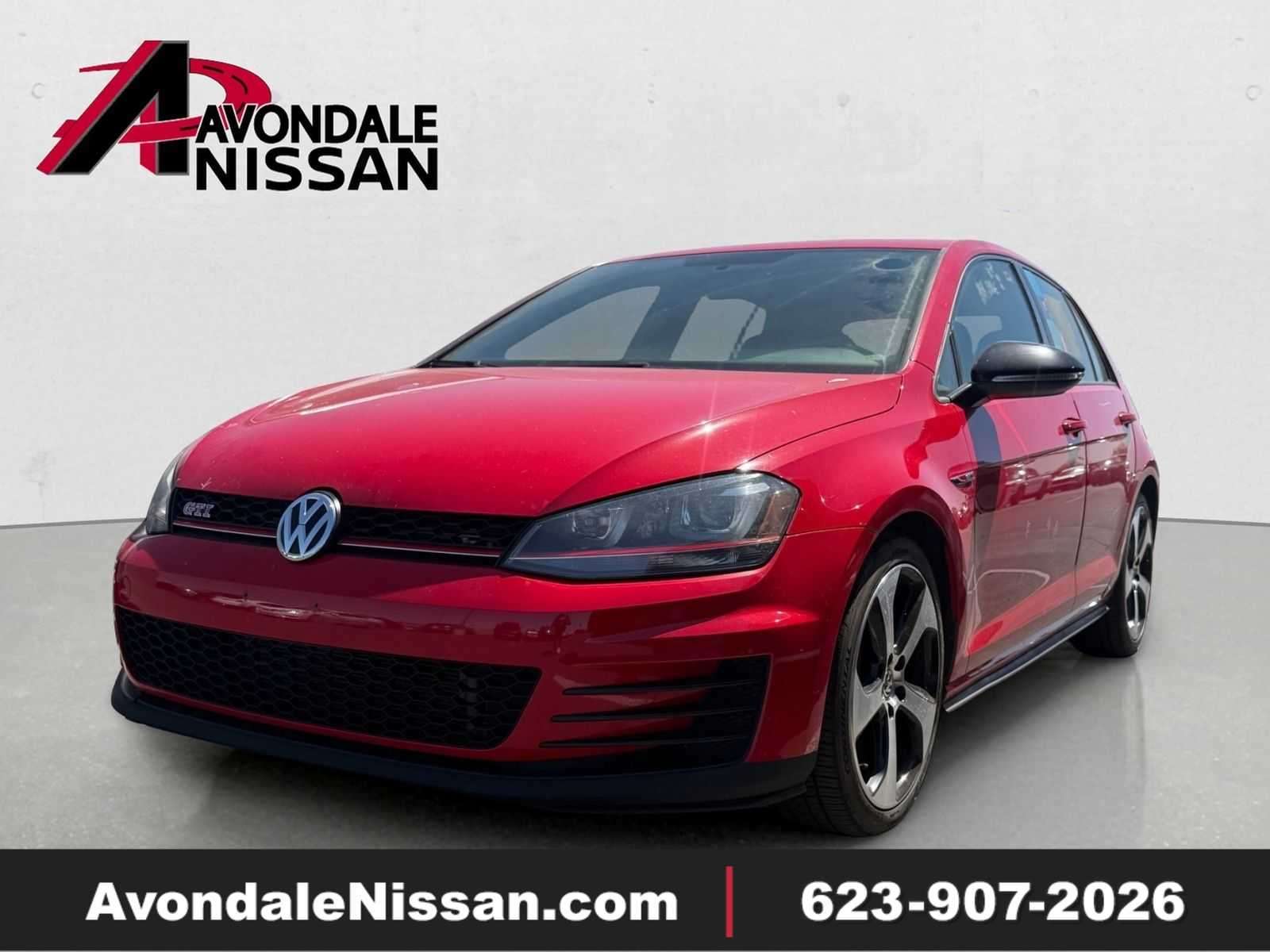 Thumbnail: 2017 Volkswagen Golf - 1