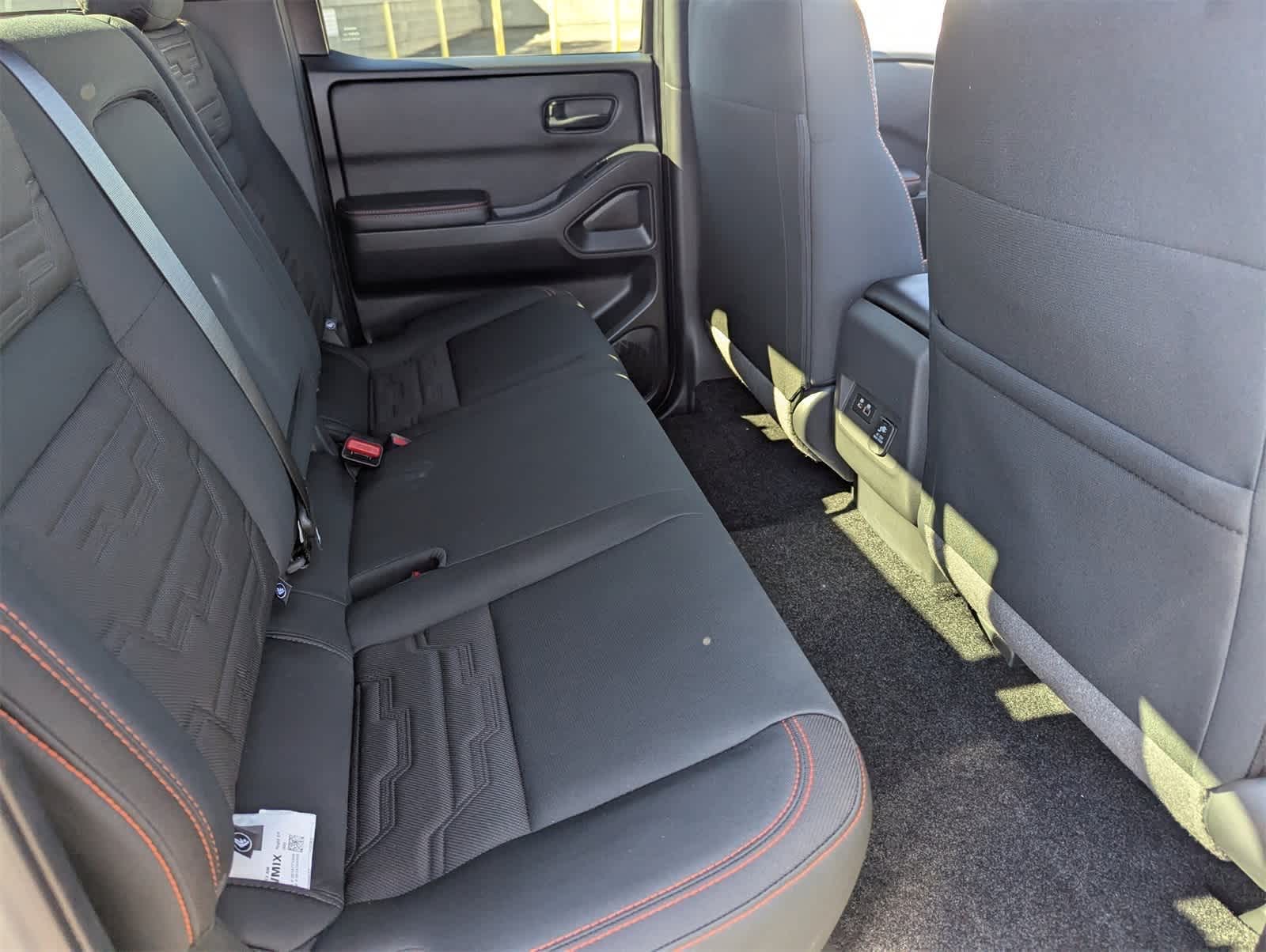 Thumbnail: 2026 Nissan Frontier - 14