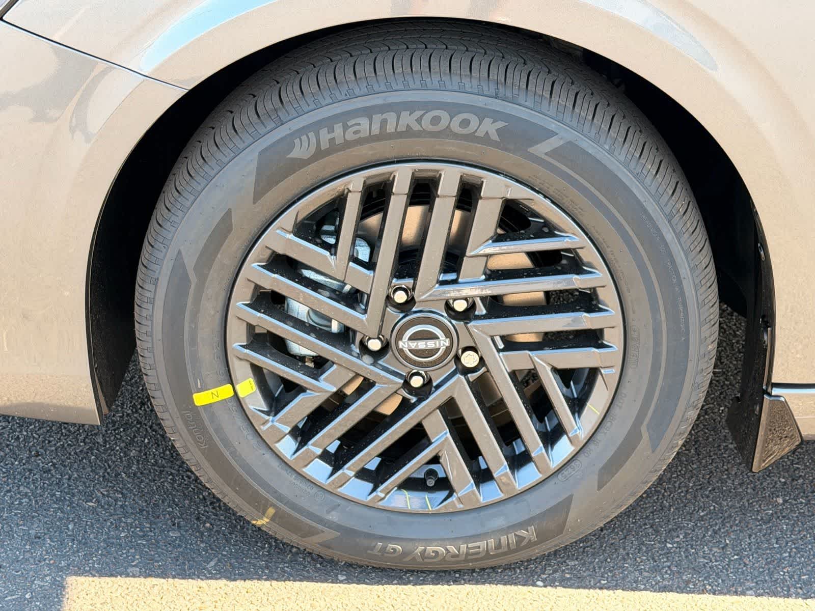 Thumbnail: 2026 Nissan Sentra - 10