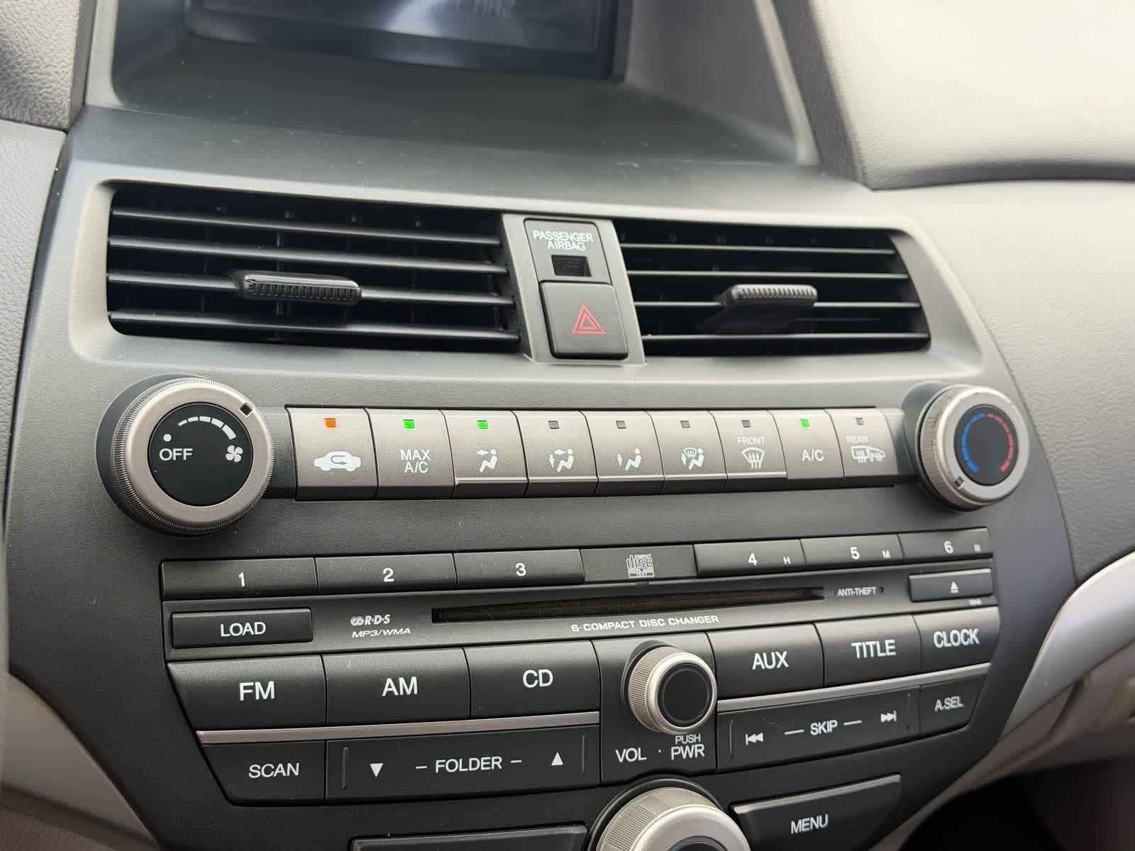 Thumbnail: 2010 Honda Accord - 27