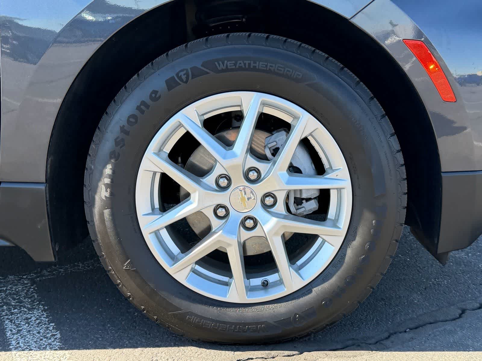 Thumbnail: 2022 Chevrolet Equinox - 9