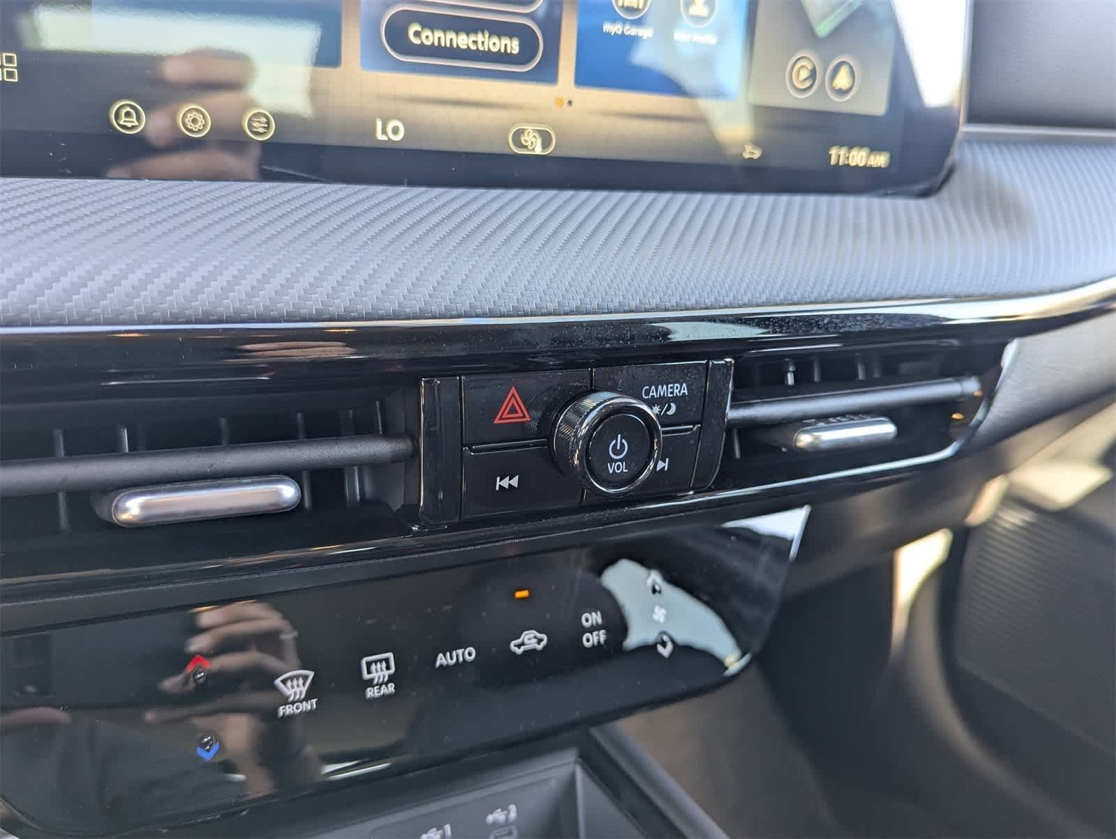 Thumbnail: 2026 Nissan Kicks - 22