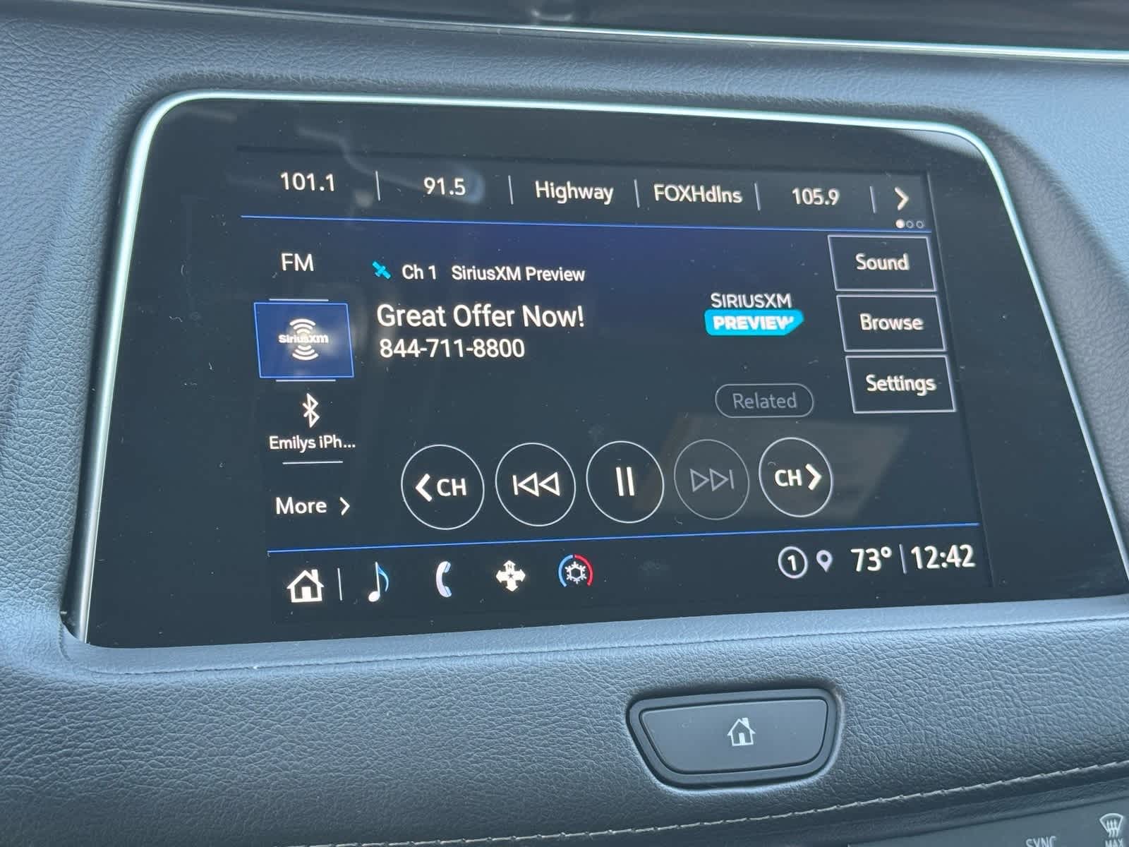 Thumbnail: 2022 Cadillac XT4 - 23