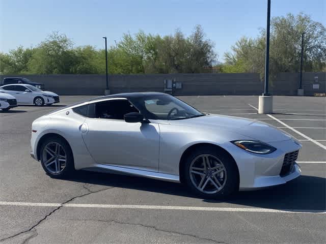 2025 Nissan Z Sport 8