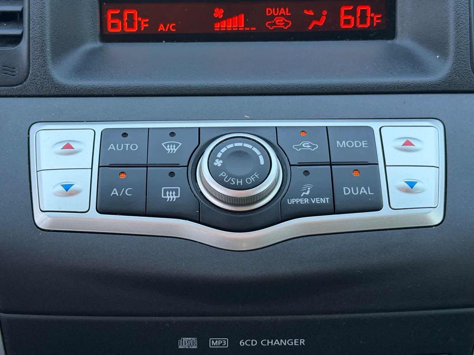 Thumbnail: 2010 Nissan Murano - 20