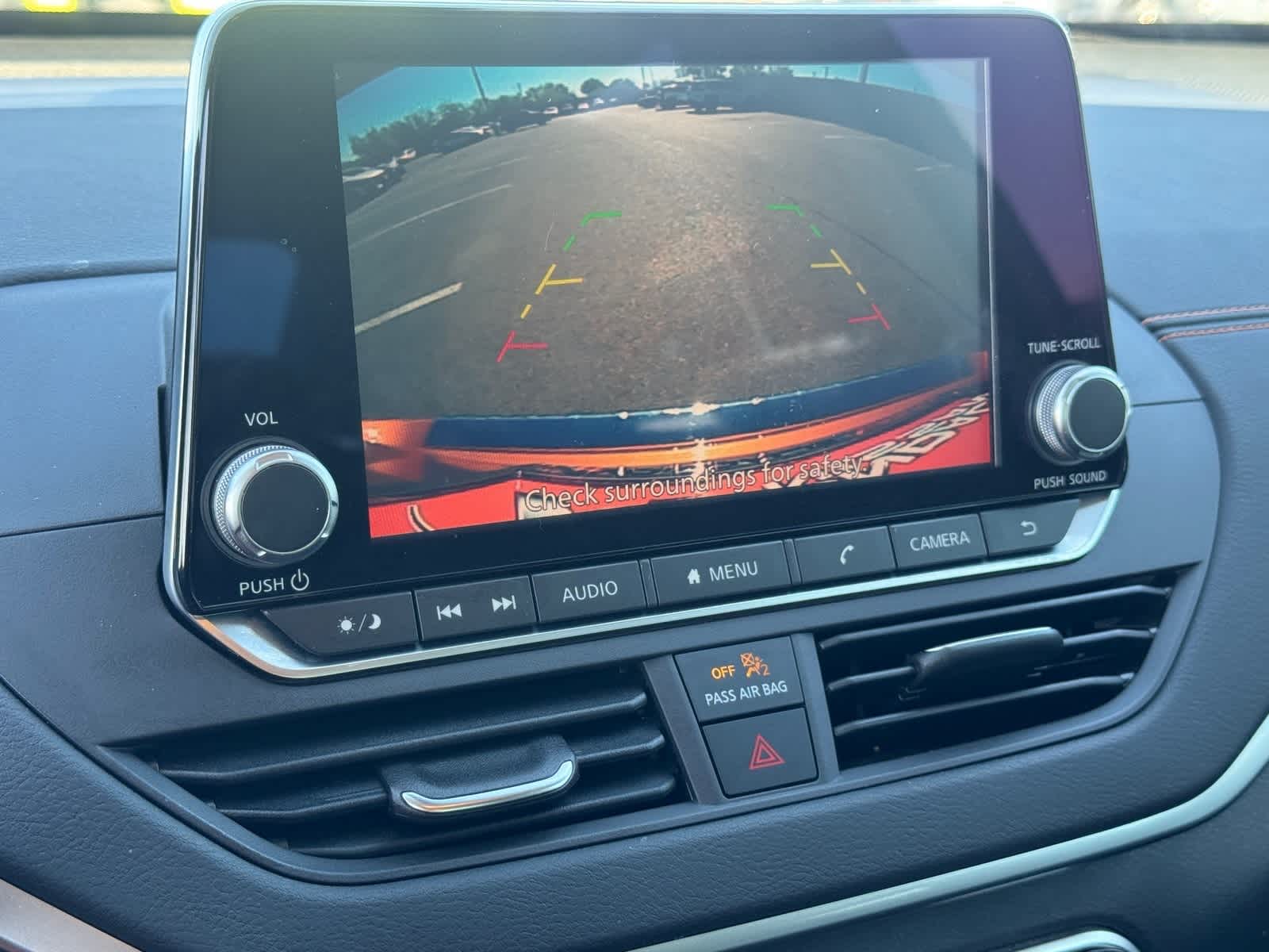 Thumbnail: 2022 Nissan Altima - 21