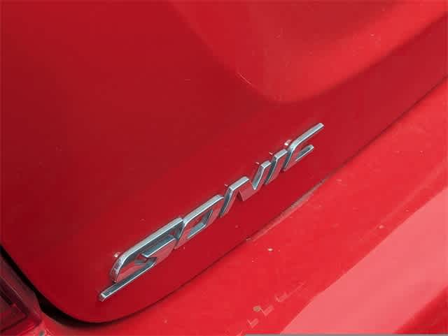 Thumbnail: 2018 Chevrolet Sonic - 4
