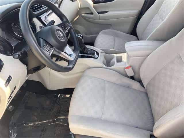 Thumbnail: 2020 Nissan Rogue Sport - 23