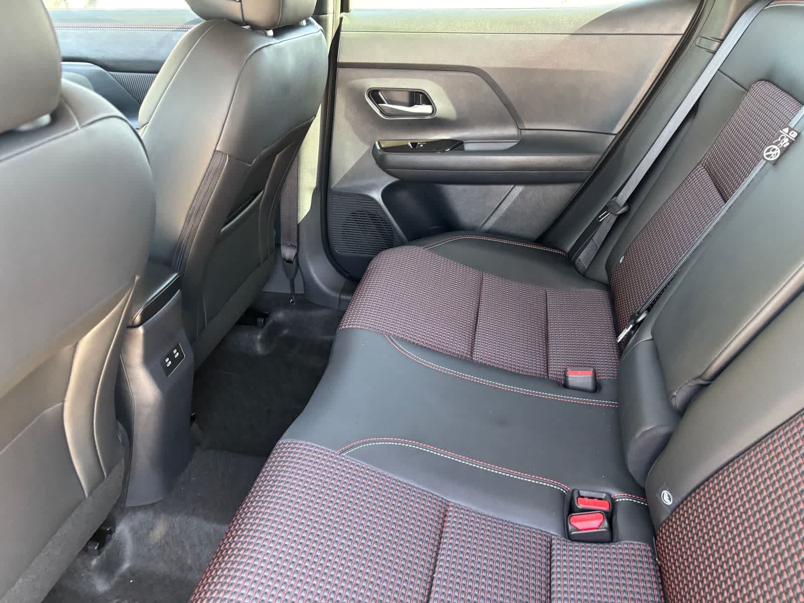 Thumbnail: 2026 Nissan Kicks - 12