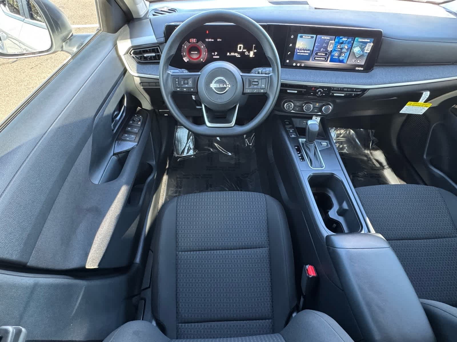 Thumbnail: 2026 Nissan Kicks - 14