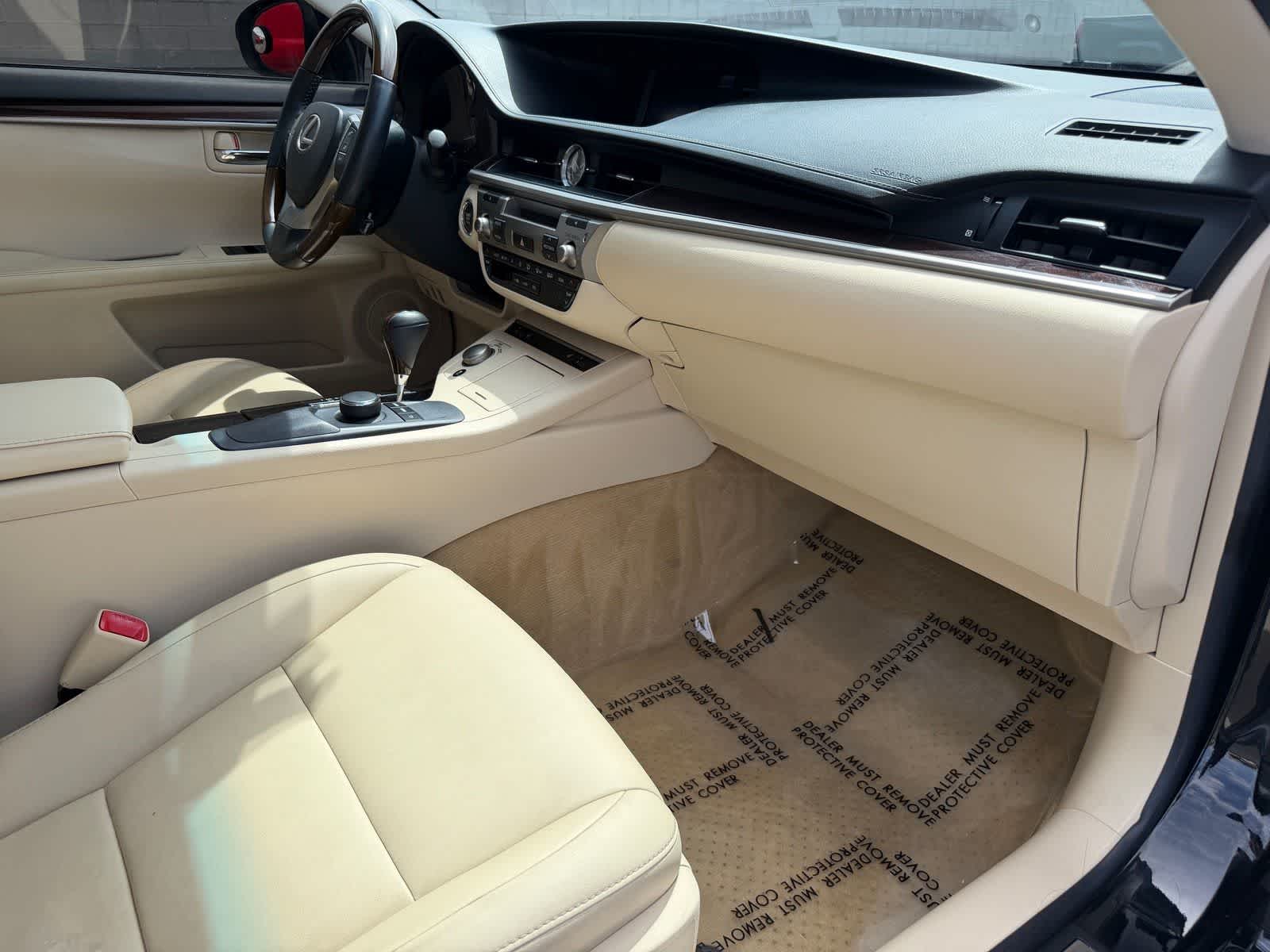 Thumbnail: 2013 Lexus ES - 11