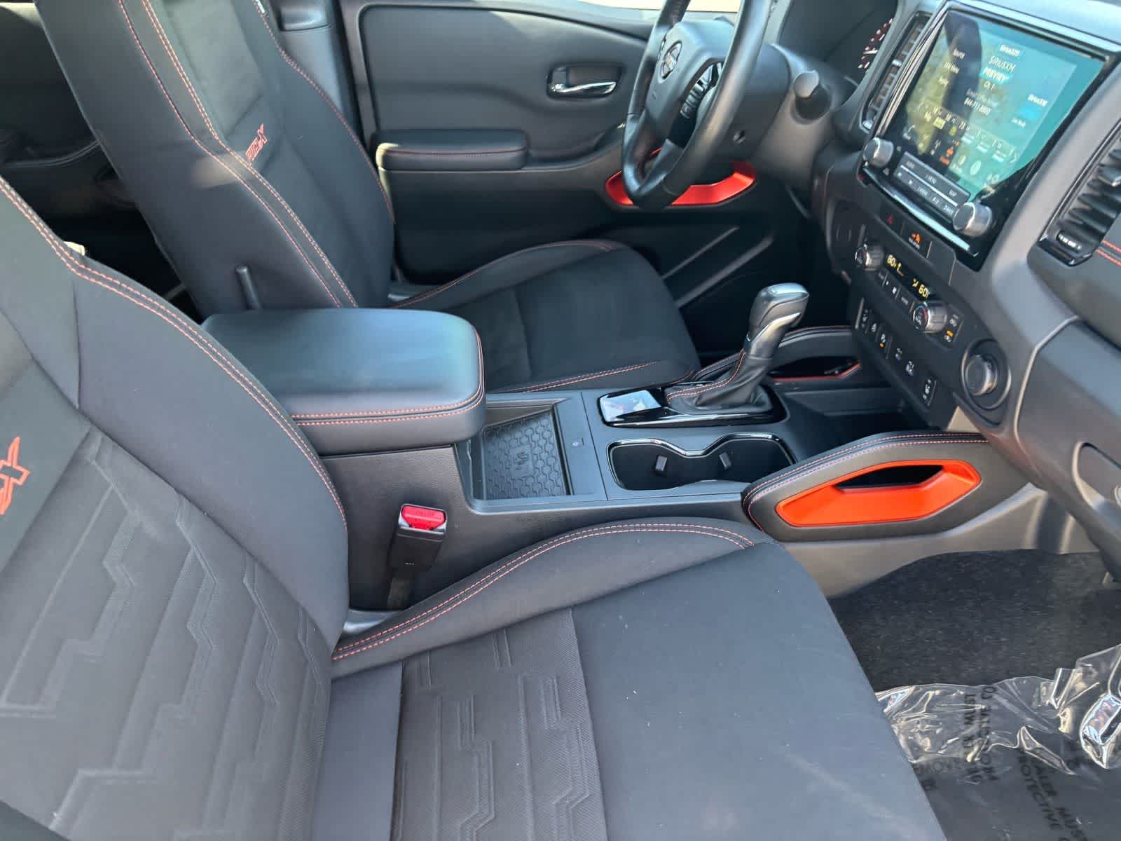 Thumbnail: 2022 Nissan Frontier - 12