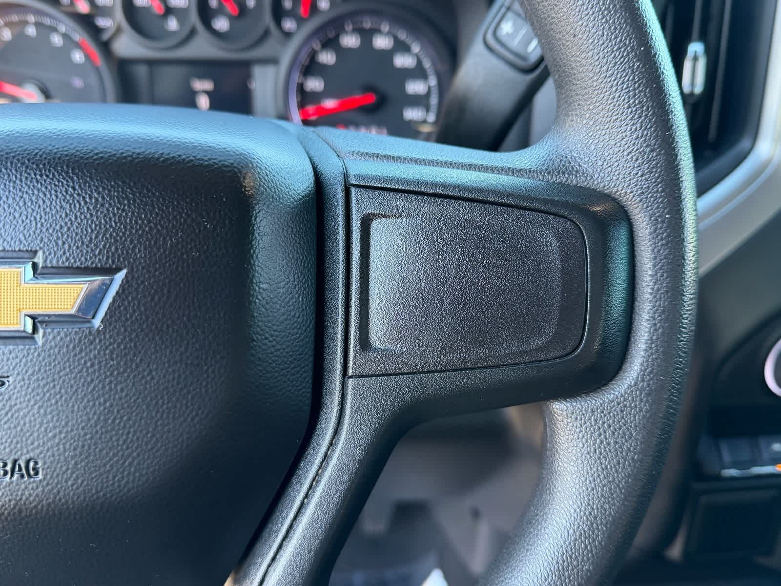 Thumbnail: 2022 Chevrolet Silverado 1500 - 31